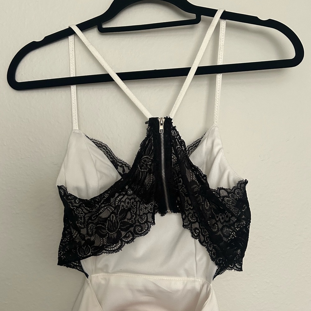 Windsor white mini dress size M